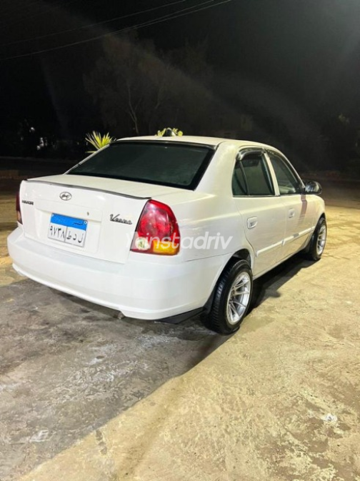 Hyundai Verna 2009 Silver Automatic Used for Sale in Kafr el-Sheikh - 2