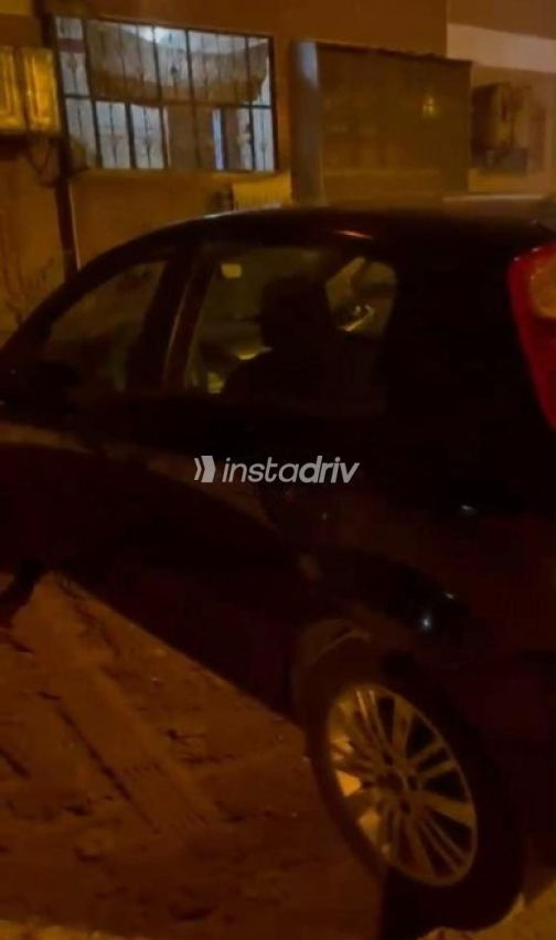 فيات بونتو 2010 أسود أوتوماتيك مستعملة للبيع في الجيزة - 8
