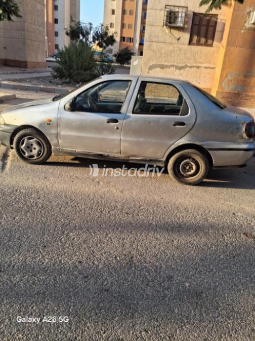 فيات سينا 2002 فضي أوتوماتيك مستعملة للبيع في 6 أكتوبر - 1