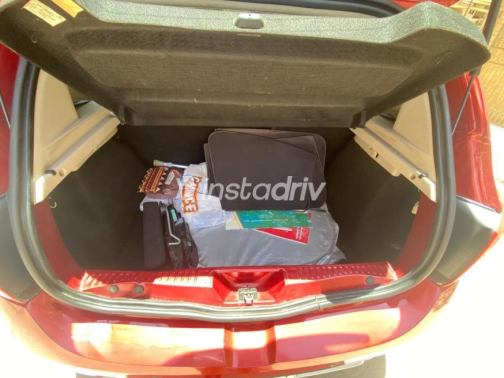 Renault Sandero Step Way 2018 White Automatic Used for Sale in Greater Cairo ( Cairo + Giza) - 6