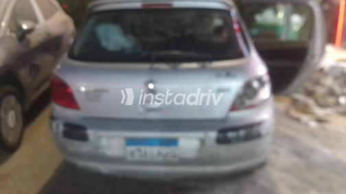 Peugeot 307 2007 Silver Automatic Used for Sale in El Haram - 5