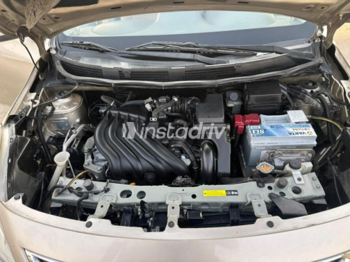 Nissan Sunny 2014 Gold Automatic Used for Sale in Shobra - 1