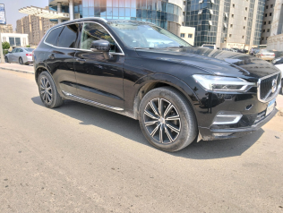 فولفو XC60 2020 أسود أوتوماتيك مستعملة للبيع في القاهرة الكبرى ( القاهرة - الجيزة)