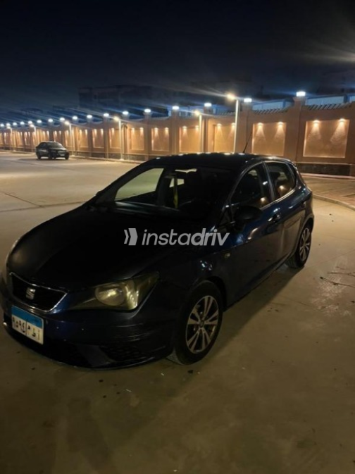 Seat Ibiza 2015 Blue Automatic Used for Sale in Cairo - 4