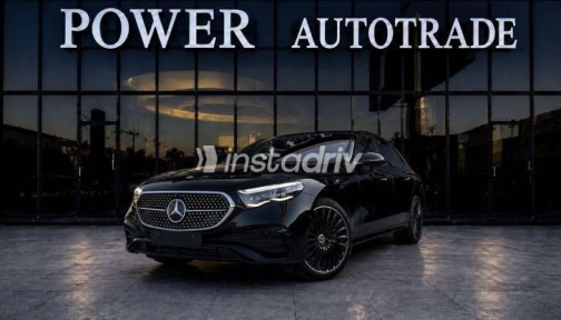 مرسيدس E 200 2025 أسود أوتوماتيك مستعملة للبيع في مدينة الشيخ زايد - 1