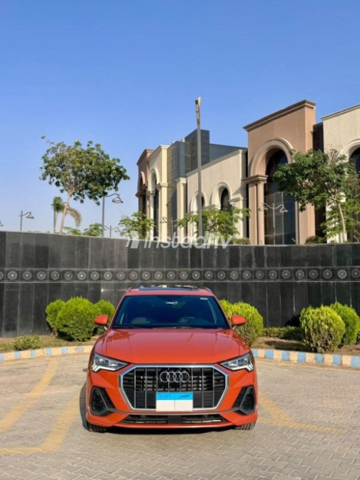 اودي Q3 2020 برتقالي أوتوماتيك مستعملة للبيع في القاهرة - 1