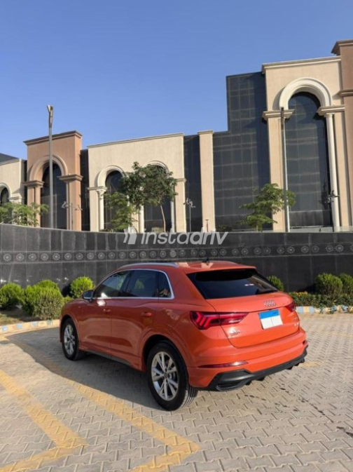 اودي Q3 2020 برتقالي أوتوماتيك مستعملة للبيع في القاهرة - 5