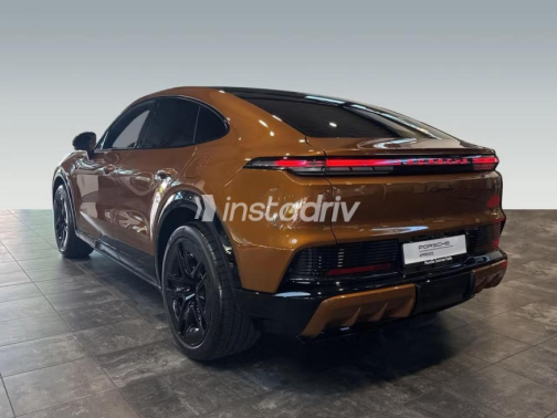 Porsche Cayenne 2026 Orange Automatic Used for Sale in Cairo - 3
