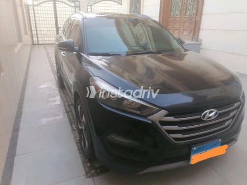 Hyundai Tucson 2017 Black Automatic Used for Sale in Greater Cairo ( Cairo + Giza) - 1