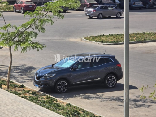 Renault Kadjar 2018 White Automatic Used for Sale in Greater Cairo ( Cairo + Giza) - 3
