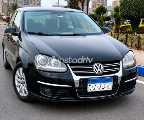 Volkswagen Jetta 2010 Black Automatic Used for Sale in Heliopolis - 2