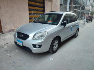 Kia Carens 2010 Silver Automatic Used for Sale in Damanhur
