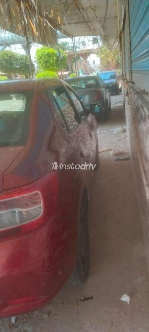 رينو 16 2016 أحمر أوتوماتيك مستعملة للبيع في مدينة بدر - 2