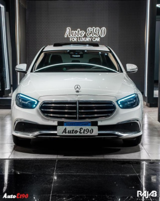 مرسيدس E 200 2022 أبيض أوتوماتيك مستعملة للبيع في القاهرة