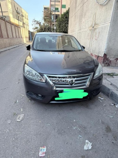 Nissan Sentra 2018 White Automatic Used for Sale in Greater Cairo ( Cairo + Giza) - 4