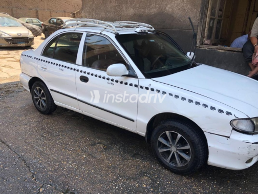 Hyundai Accent 2006 White Automatic Used for Sale in Giza - 4