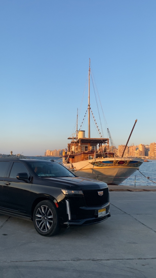 Cadillac Escalade 2023 Black Automatic Used for Sale in Greater Cairo ( Cairo + Giza)
