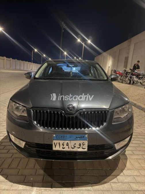 سكودا اوكتافيا A7 2016 فضي أوتوماتيك مستعملة للبيع في طنطا - 3