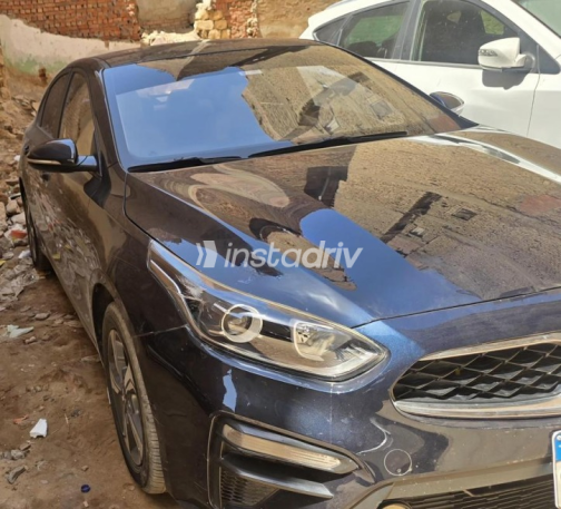 Kia Grand Cerato 2020 White Automatic Used for Sale in Greater Cairo ( Cairo + Giza) - 3