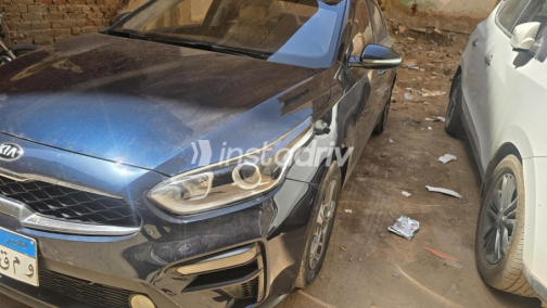 Kia Grand Cerato 2020 White Automatic Used for Sale in Greater Cairo ( Cairo + Giza) - 4