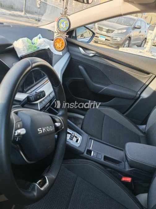 Skoda Octavia 2026 Silver Automatic Used for Sale in Cairo - 7