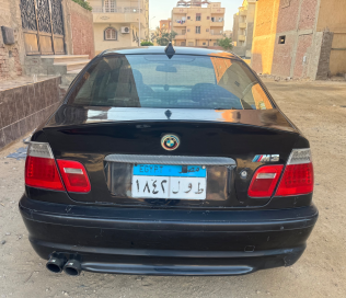 بي ام دبليو 318 2001 أسود أوتوماتيك مستعملة للبيع في القاهرة الكبرى ( القاهرة - الجيزة)