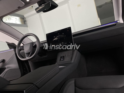 Tesla Model 3 2024 Black Automatic Used for Sale in Heliopolis - 7