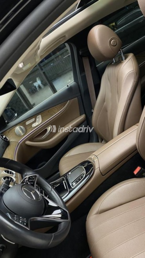 مرسيدس E 200 2023 أسود أوتوماتيك مستعملة للبيع في القطامية - 2