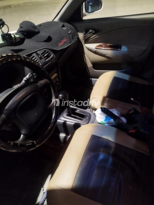 Daewoo Nubira 1 1997 White Automatic Used for Sale in Cairo - 4