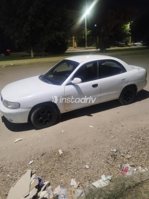 Daewoo Nubira 1 1997 White Automatic Used for Sale in Cairo - 5