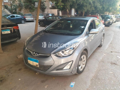 Hyundai Elantra MD 2015 Silver Automatic Used for Sale in Cairo - 6