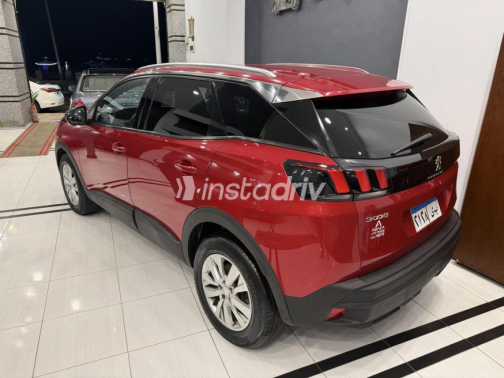 بيجو 3008 2024 أحمر أوتوماتيك مستعملة للبيع في الإسكندرية - 5