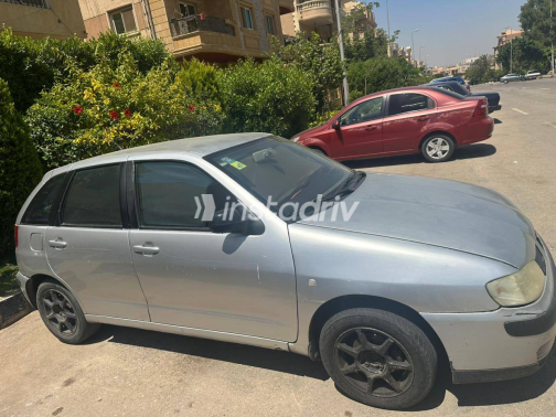 Seat Ibiza 2002 Silver Manual Used for Sale in Greater Cairo ( Cairo + Giza) - 6