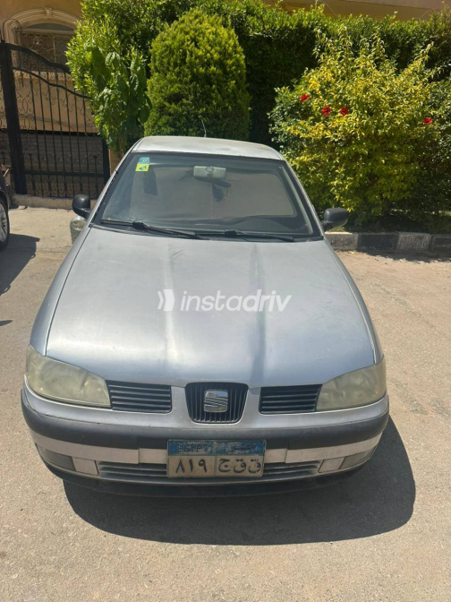 Seat Ibiza 2002 Silver Manual Used for Sale in Greater Cairo ( Cairo + Giza) - 10