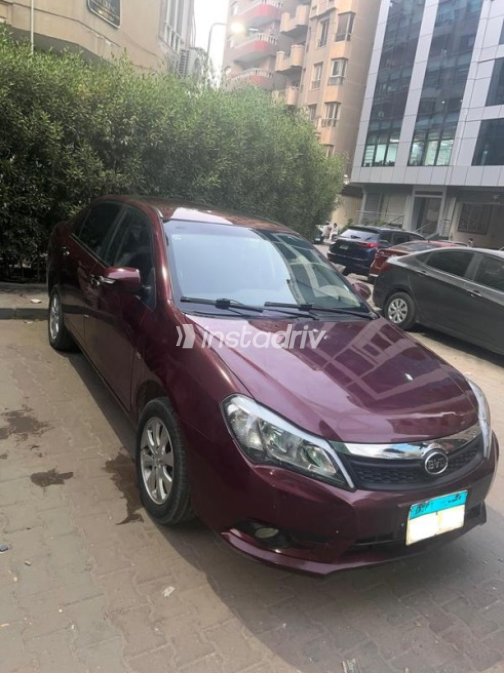 بى واى دى‬ F3 2025 أحمر غامق أوتوماتيك مستعملة للبيع في المعادى - 1