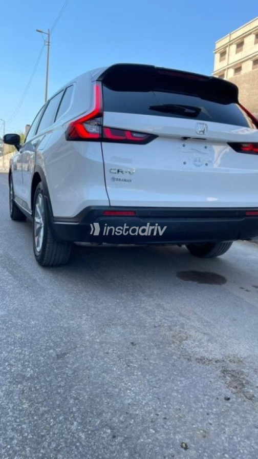 هوندا CRV 2025 أبيض أوتوماتيك مستعملة للبيع في المنصورة - 4