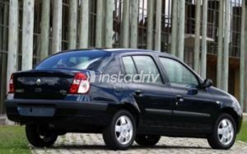 رينو كليو 2002 أزرق أوتوماتيك مستعملة للبيع في الإسكندرية - 1