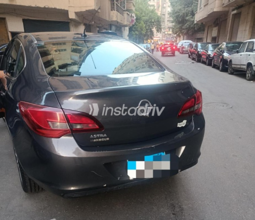 اوبل أسترا 2014 بترولي أوتوماتيك مستعملة للبيع في الإسكندرية - 6