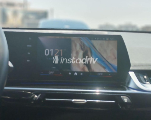 بي ام دبليو X1 2025 أسود أوتوماتيك مستعملة للبيع في القاهرة - 3