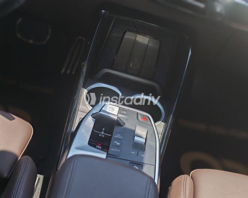 بي ام دبليو X1 2025 أسود أوتوماتيك مستعملة للبيع في القاهرة - 5