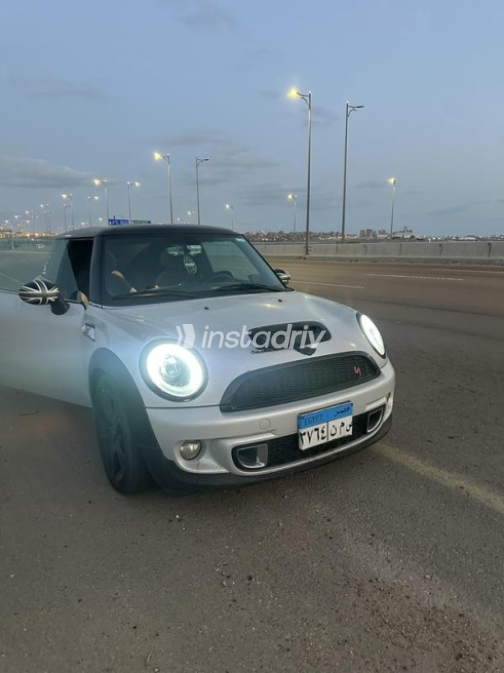 مينى مينى كوبر s 2010 فضي أوتوماتيك مستعملة للبيع في الإسكندرية - 3