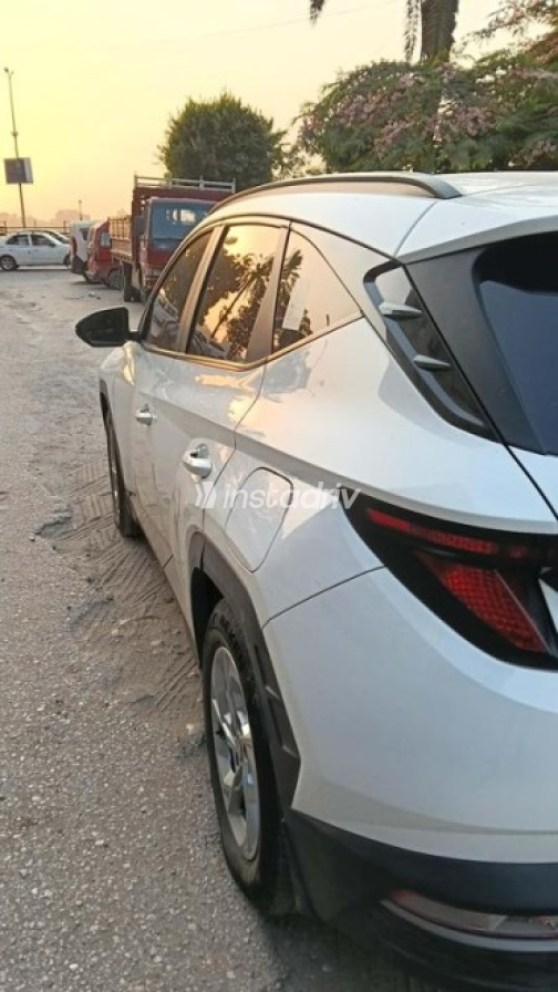 Hyundai Tucson 2022 White Automatic Used for Sale in Greater Cairo ( Cairo + Giza) - 9