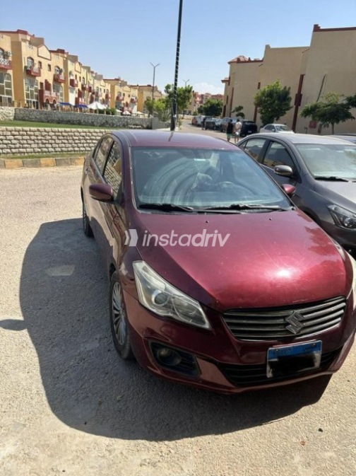 Suzuki Ciaz 2015 Red Automatic Used for Sale in Maadi - 3