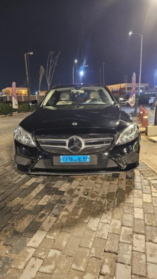Mercedes C 180 2019 Black Automatic Used for Sale in Sheikh Zayed City