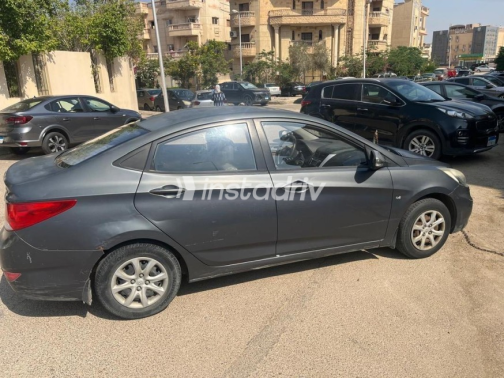 هيونداي اكسنت RB 2011 رمادي أوتوماتيك مستعملة للبيع في القاهرة الكبرى ( القاهرة - الجيزة) - 2