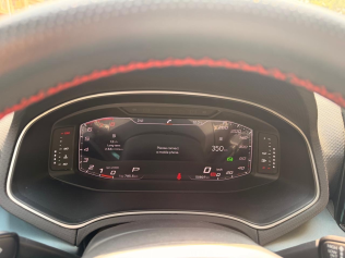 Seat Arona 2024 Red Automatic Used for Sale in Greater Cairo ( Cairo + Giza)