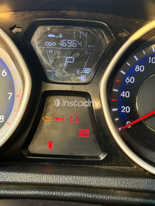 Hyundai Elantra MD 2013 Bronze Automatic Used for Sale in Greater Cairo ( Cairo + Giza) - 4