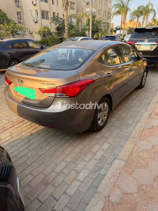 Hyundai Elantra MD 2013 Bronze Automatic Used for Sale in Greater Cairo ( Cairo + Giza) - 5