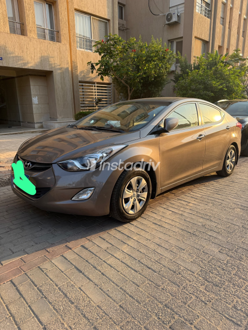 Hyundai Elantra MD 2013 Bronze Automatic Used for Sale in Greater Cairo ( Cairo + Giza) - 7
