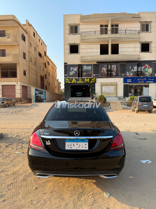 مرسيدس C 180 2019 أسود أوتوماتيك مستعملة للبيع في القاهرة الكبرى ( القاهرة - الجيزة) - 3